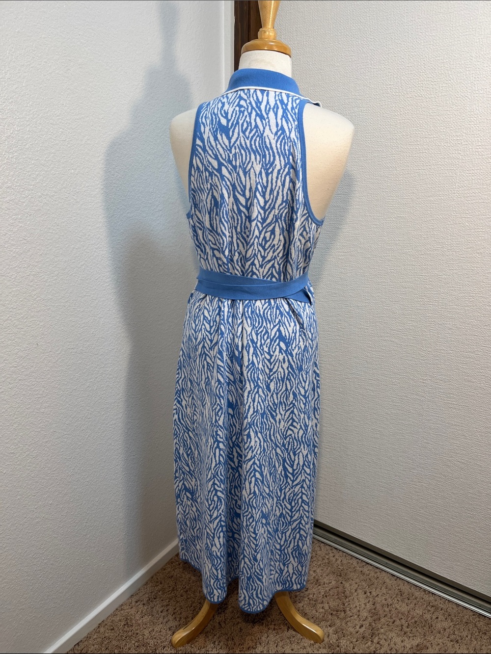 DVF x Target Blue White Zebra Wrap Midi Dress XXL NWOT - Picture 5 of 10